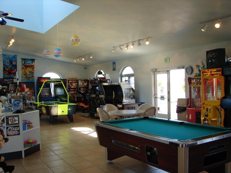 Emerald Dolphin Inn & Mini Golf Φορτ Μπραγκ Εξωτερικό φωτογραφία